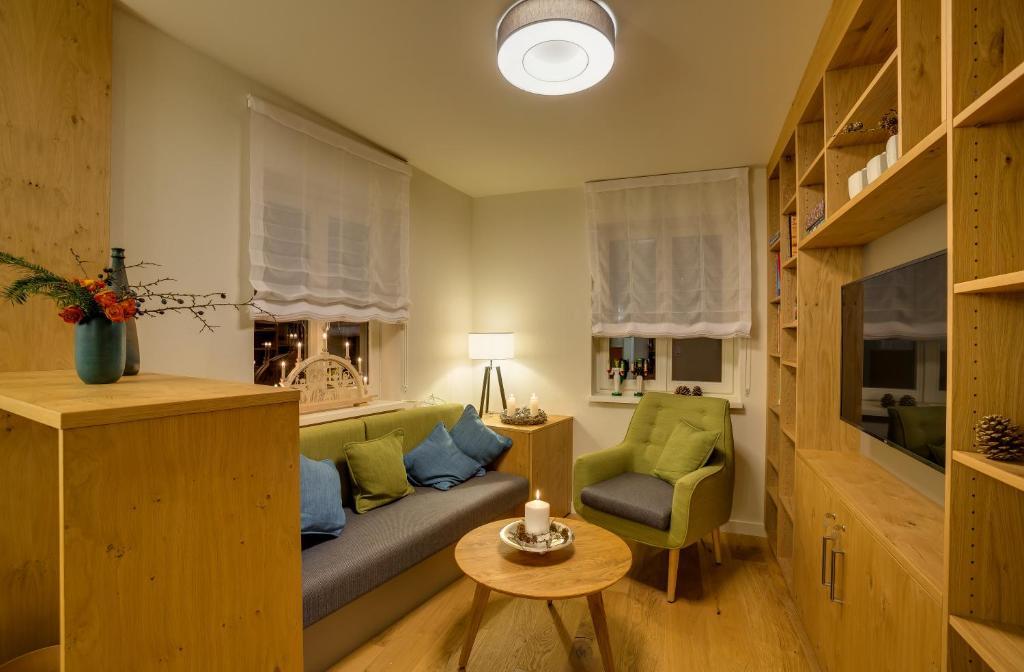Boutique Hotel Gruener Zweig Schlettau Esterno foto