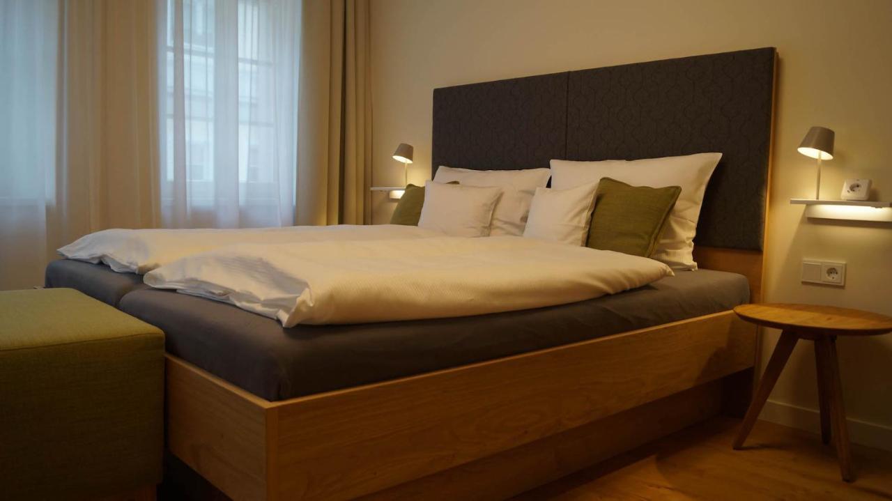 Boutique Hotel Gruener Zweig Schlettau Esterno foto